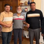 ভর্জিনিয়ায় অসুস্থ মুক্তিযোদ্ধা সাংবাদিক হারুন চৌধুরীকে দেখতে গেলেন বাংলাদেশি কমিউনিটি নেতৃবৃন্দ