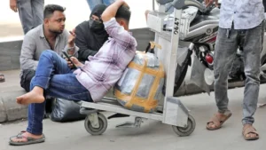 সৌদিগামী ফ্লাইটে সতর্কতা, যাত্রীসেবায় এয়ারলাইনসগুলোকে নতুন নির্দেশনা