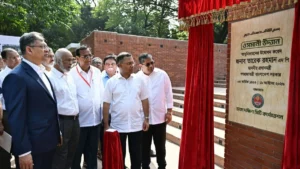‘জুলাই স্মৃতিস্তম্ভ’ ও আধুনিকায়নকৃত ওসমানী উদ্যান উদ্বোধন করলেন প্রধানমন্ত্রী