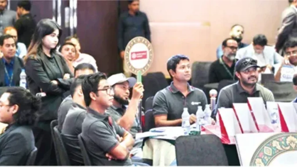 লাখ-কোটিতে ৬ দলে ১৩৮ ক্রিকেটার তবে পাবেন শুধু ‘ম্যাচ ফি’ - MZamin