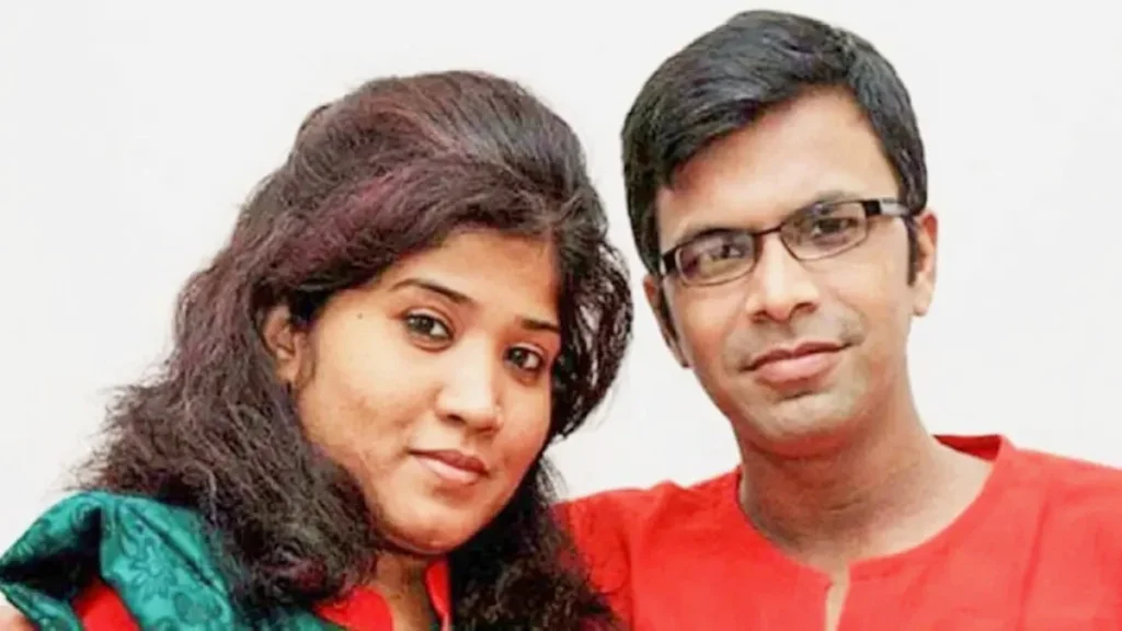 সাংবাদিক দম্পতি সাগর-রুনি। ফাইল ছবি