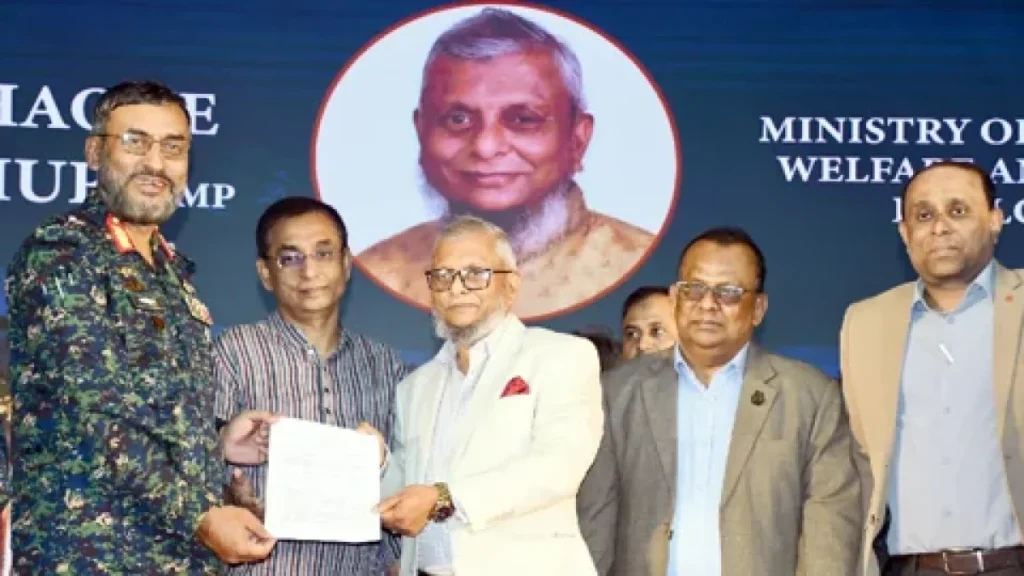প্রবাসীকল্যাণ ও বৈদেশিক কর্মসংস্থানমন্ত্রী আরিফুল হক চৌধুরী। ছবি: সংগৃহীত