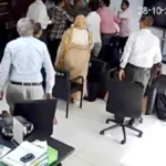 নিজ কার্যালয়ে আইইডিসিআরের পরিচালককে মারধর, অভিযোগ ড্যাব কর্মীদের বিরুদ্ধে